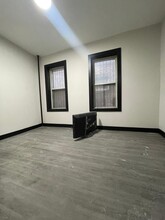 125 Wegman Pky, Unit 1 in Jersey City, NJ - Building Photo - Building Photo