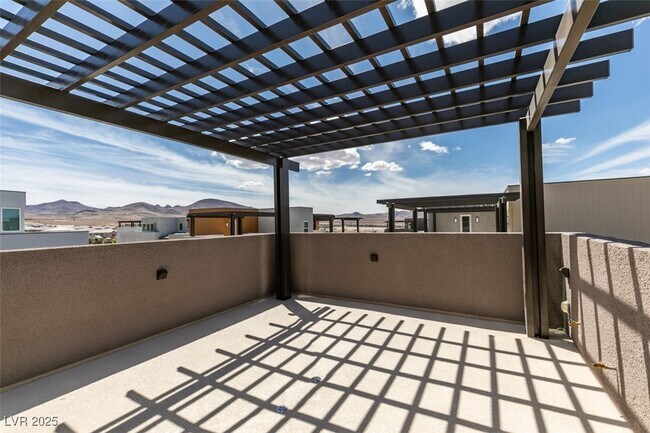 3336 Birdseye Maple Ave in Henderson, NV - Building Photo - Building Photo