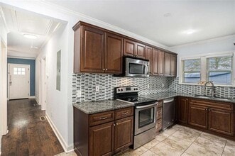 3378 La Vista Dr in Atlanta, GA - Building Photo - Building Photo
