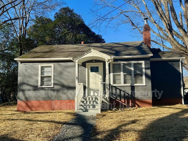 316 Hillside Ln in Albemarle, NC - Building Photo