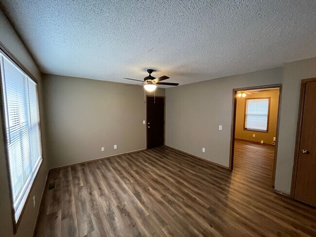 919 N Homewood Ave in Springfield, MO - Building Photo - Building Photo