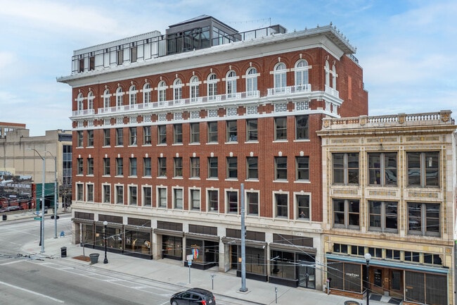 The Elks Lofts at The Fire Blocks District in Dayton, OH - Foto de edificio - Building Photo