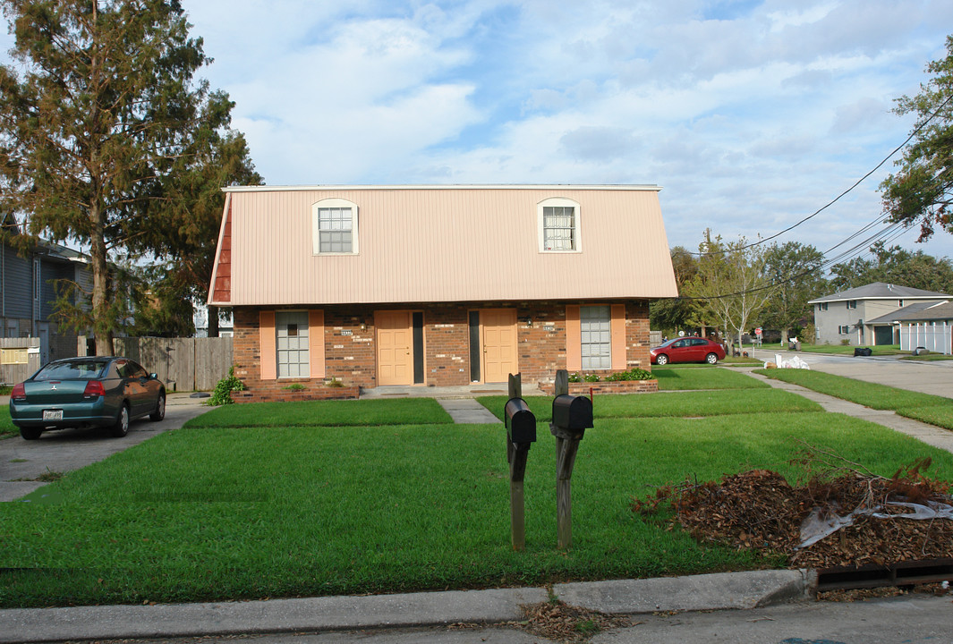 4432 Lake Vista Dr in Metairie, LA - Foto de edificio