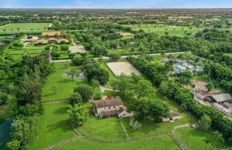12284 Indian Mound Rd in Wellington, FL - Building Photo - Building Photo