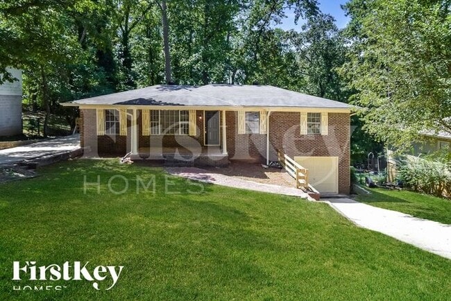 property at 380 Pine Tree Dr