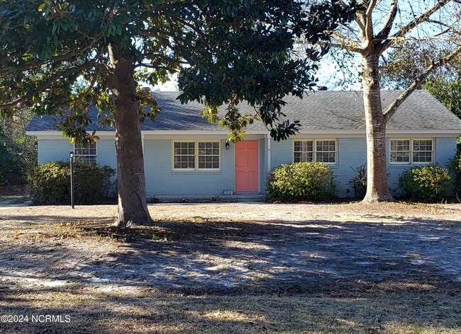 809 Shakespeare Dr