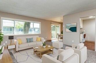 Country Oaks in Beaverton, OR - Foto de edificio - Building Photo