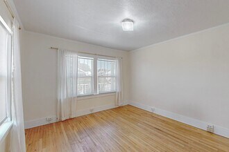 1015 5th St NW in Albuquerque, NM - Building Photo - Building Photo
