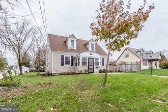 2429 Fort Dr in Alexandria, VA - Building Photo - Building Photo