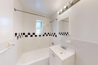 111-15 66th Ave in Queens, NY - Building Photo - Building Photo