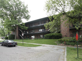 Parkside Apartments in Lincoln, NE - Building Photo