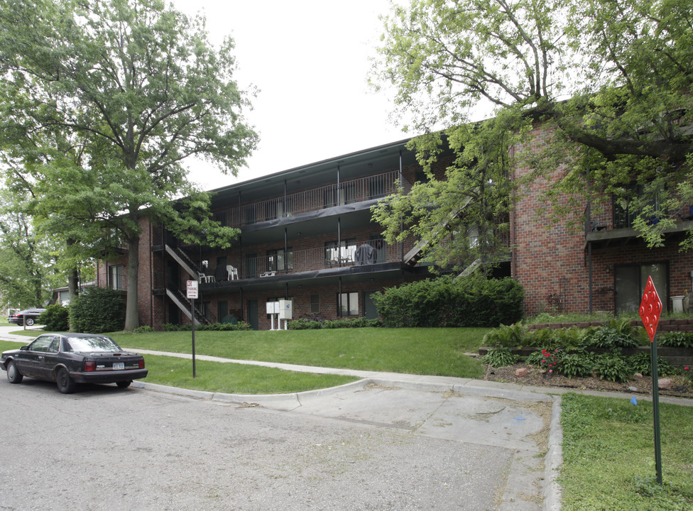 Parkside Apartments in Lincoln, NE - Foto de edificio