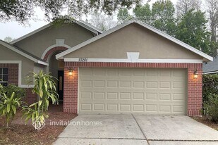 13201 Old Florida Cir in Hudson, FL - Building Photo