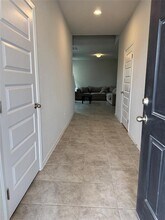 2713 Paragon Fox Dr in Pflugerville, TX - Building Photo - Building Photo