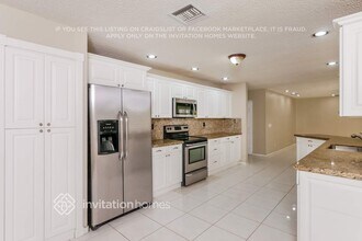 9080 NW 13th St in Plantation, FL - Building Photo - Building Photo