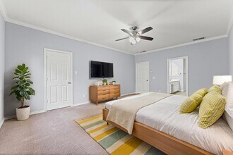 6839 Staffordshire Crescent in Houston, TX - Building Photo - Building Photo