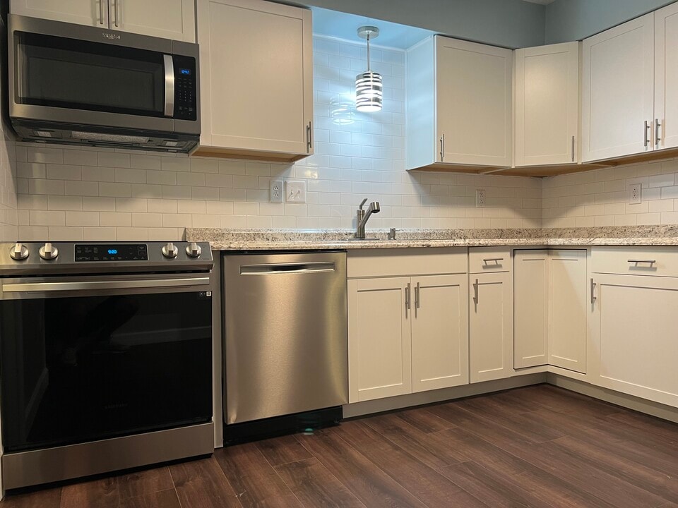 2337 Morris Mill Rd, Unit #2 in Staunton, VA - Foto de edificio