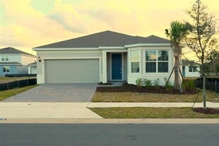 5514 Banyan Bay Rd in St. Cloud, FL - Building Photo