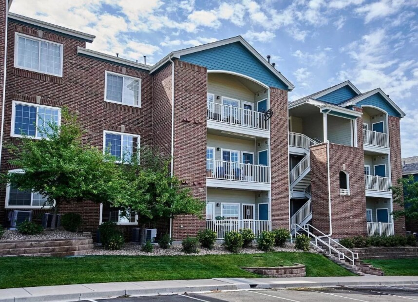 2682 S Cathay Way in Aurora, CO - Building Photo