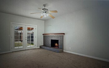 7012 Cobalt Way in Citrus Heights, CA - Building Photo - Building Photo