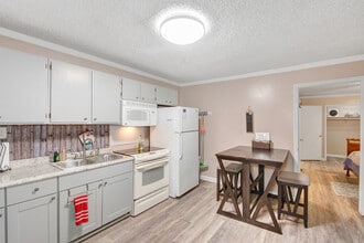 2612 Couchville Pike in Nashville, TN - Building Photo - Building Photo