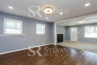 6 Hawaii Ct in Durham, NC - Building Photo - Building Photo