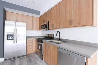 11155 Huston St in Los Angeles, CA - Building Photo - Building Photo