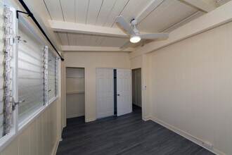 723 Hoomalimali St in Pearl City, HI - Building Photo - Building Photo