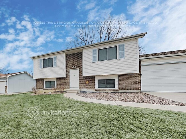 property at 10530 Pierson Cir