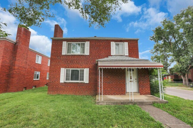 404 S Chase Ave in Columbus, OH - Building Photo - Building Photo