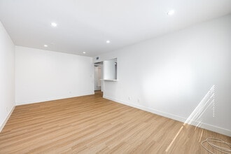 800 Orange Grove Avenue in Glendale, CA - Building Photo - Interior Photo