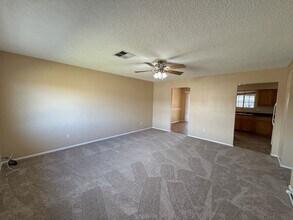 2634 S 30th Dr in Yuma, AZ - Building Photo - Building Photo