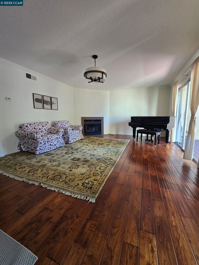 2121 Vale Rd in San Pablo, CA - Building Photo - Building Photo