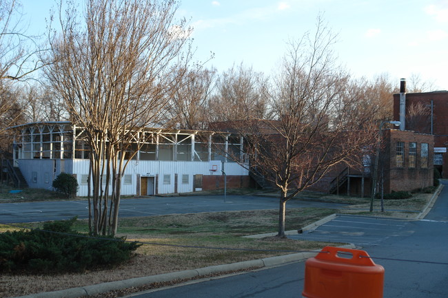 The Lofts at Noda Mills in Charlotte, NC - Foto de edificio - Building Photo