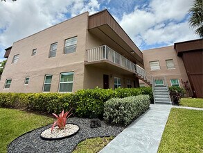 380 Piedmont H in Delray Beach, FL - Building Photo - Building Photo
