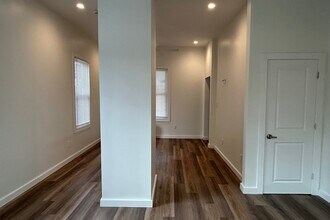 14 Pratt St in Essex, CT - Building Photo - Building Photo