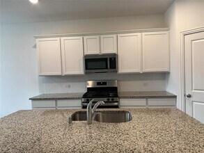 512 Westpark Dr in Anna, TX - Building Photo - Building Photo