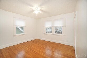 6622 Bramble Ave in Cincinnati, OH - Building Photo - Building Photo