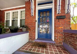 148 W 6th St in Jacksonville, FL - Building Photo - Building Photo