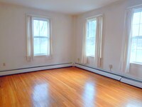 92 S Main St, Unit 3 photo'