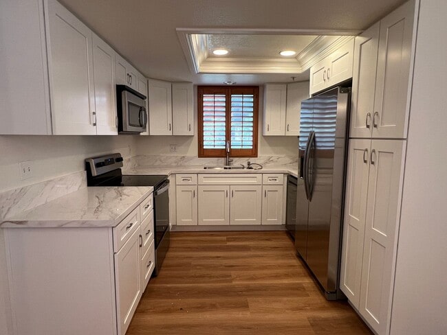 property at 220 S Grisly Canyon Dr