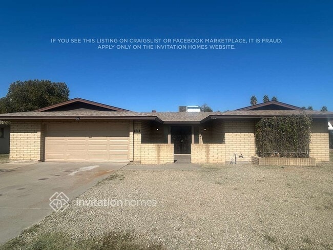 property at 4614 W Sunnyside Ave