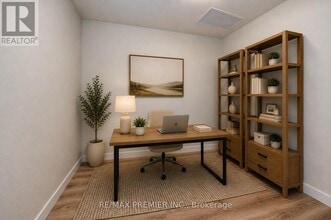60 Frederick St in Kitchener, ON - Building Photo - Building Photo