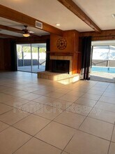 810 Maple Ridge Rd in Palm Harbor, FL - Building Photo - Building Photo