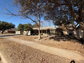 5408 74th St in Lubbock, TX - Building Photo