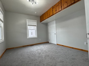 152 Broadway, Unit 1 in Taunton, MA - Building Photo - Building Photo