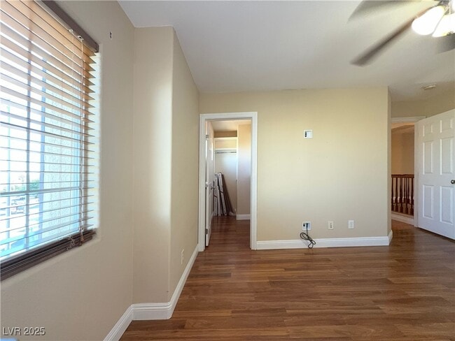 1353 Robbers Roost Ave