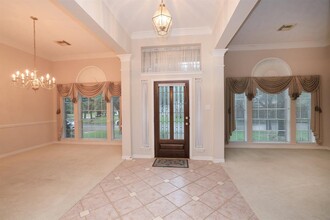 17222 Leeside Dr in Tomball, TX - Building Photo - Building Photo