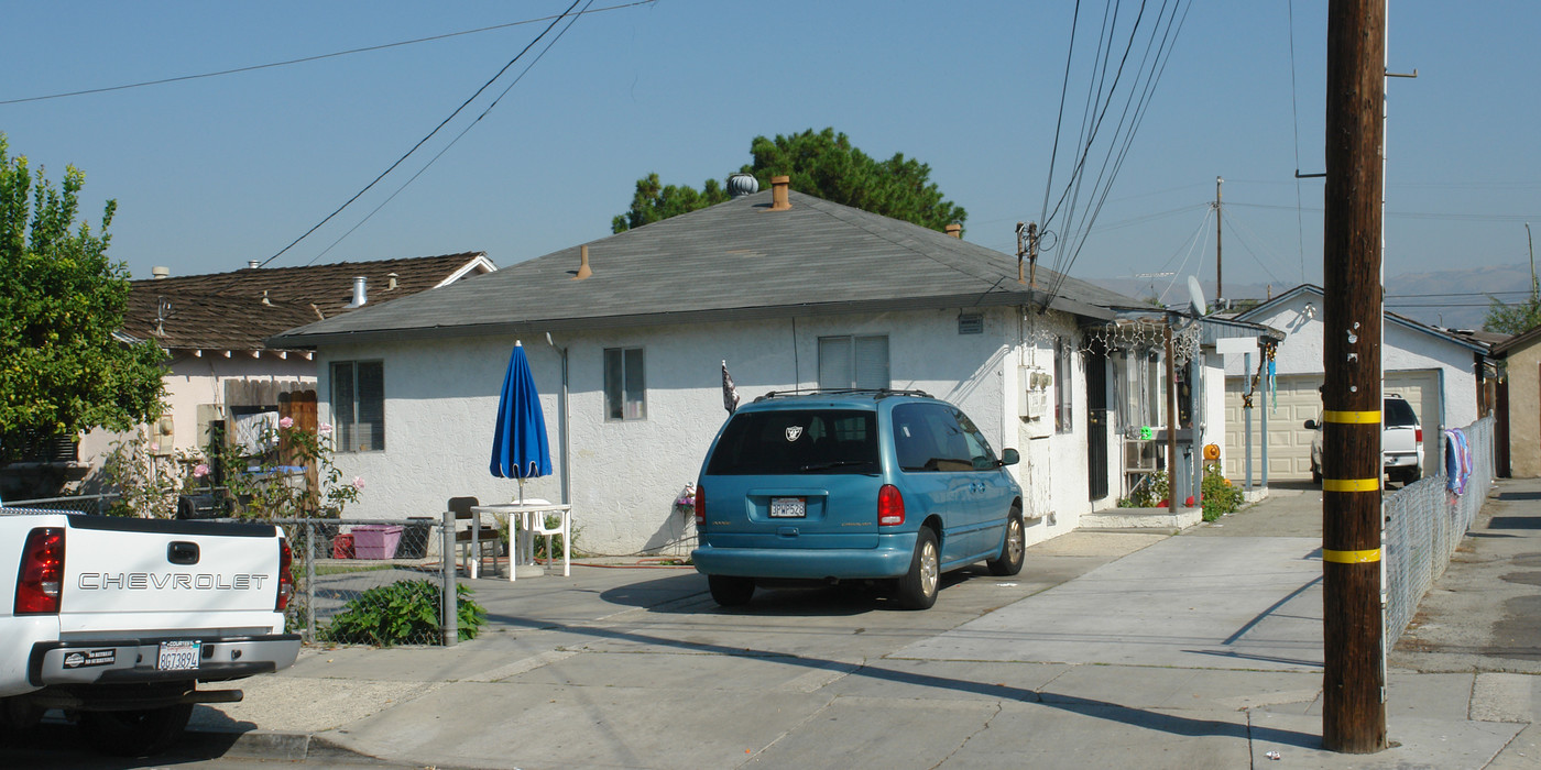 120 Balboa Ave in San Jose, CA - Building Photo