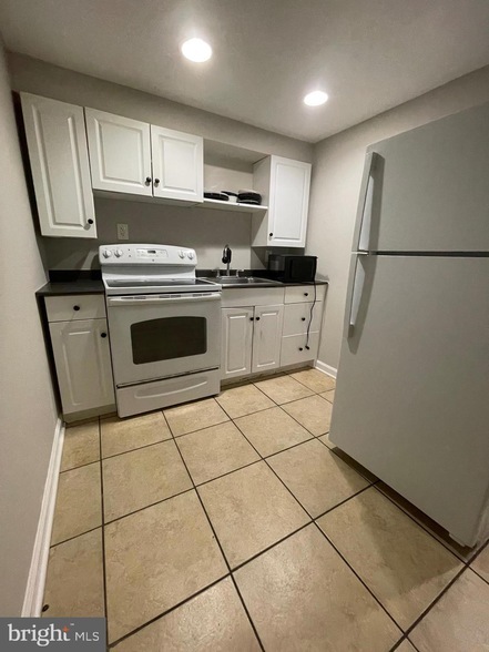 3608 Isbell St, Unit 88 in Silver Spring, MD - Building Photo